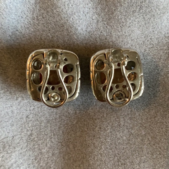 Two toned earrings - Picture 3 of 4